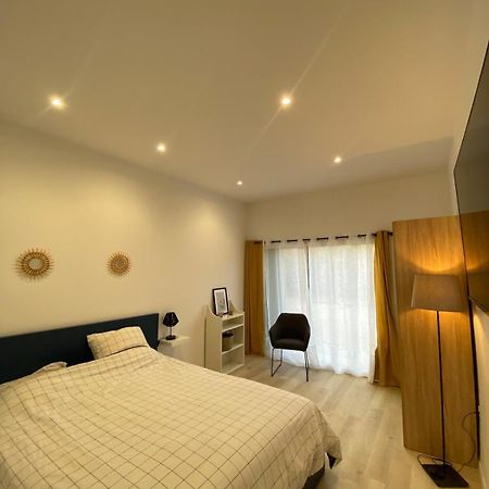 Studio En Provence Avec Piscine La Barben Dış mekan fotoğraf